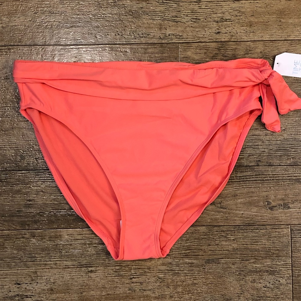 ⚜️NWT Coral TIME and TRU full coverage bottoms